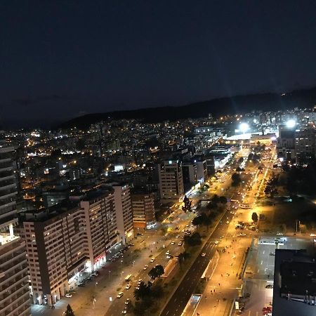 Suite Apartamento Espectacular Vista La Carolina - One Quito Zewnętrze zdjęcie